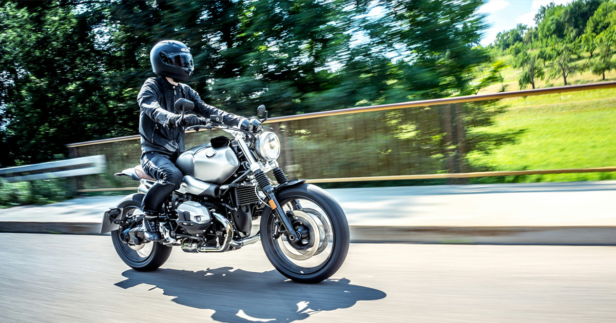 2024年版】猛暑日も快適に！バイク用暑さ対策 冷感グッズまとめ - Moto