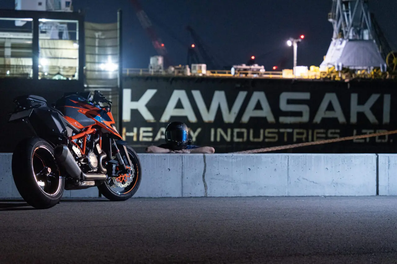 1290 SUPER DUKE Rとひょっこりはん