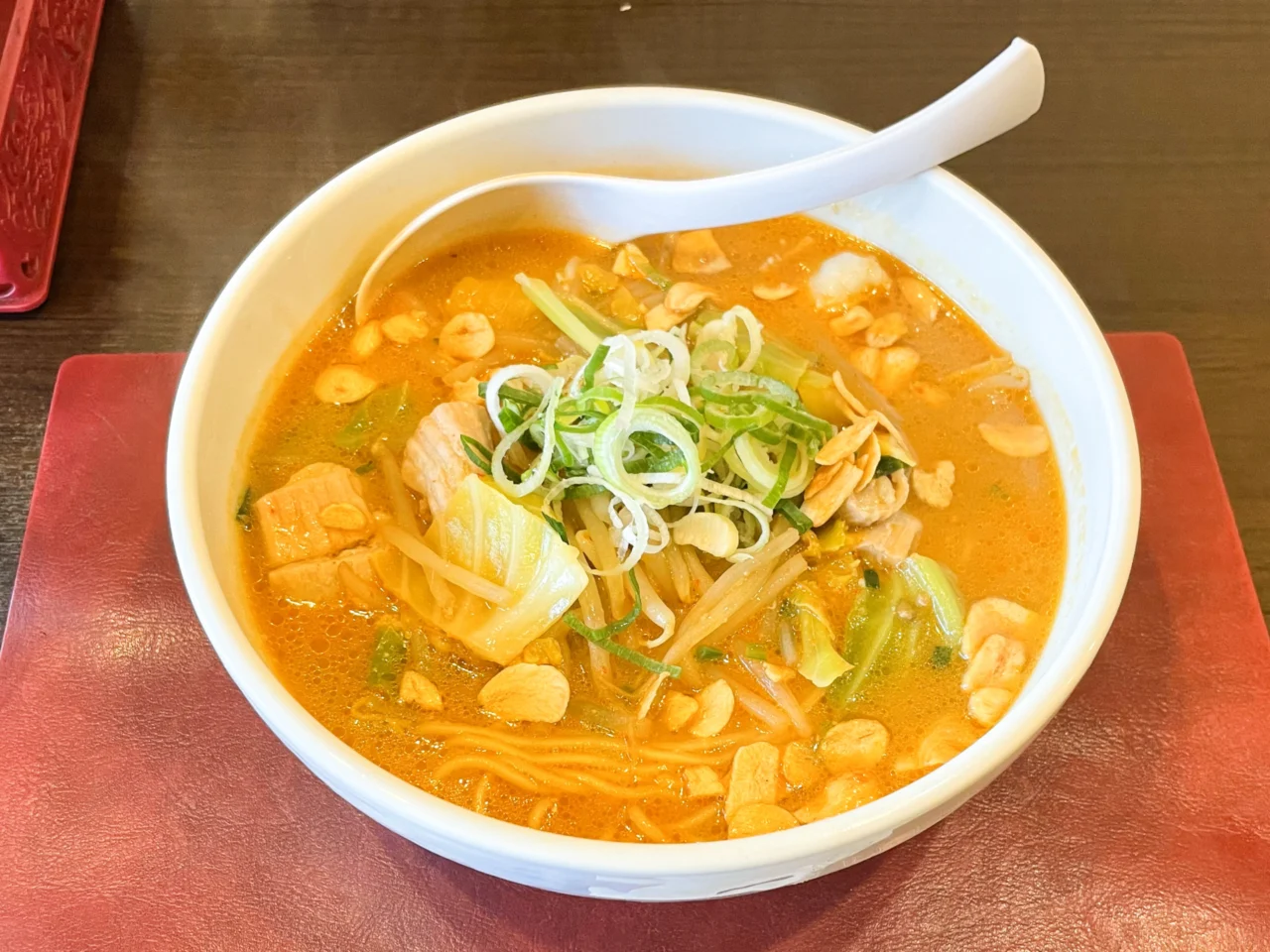 ニャン福のもつみそラーメン　1,100円