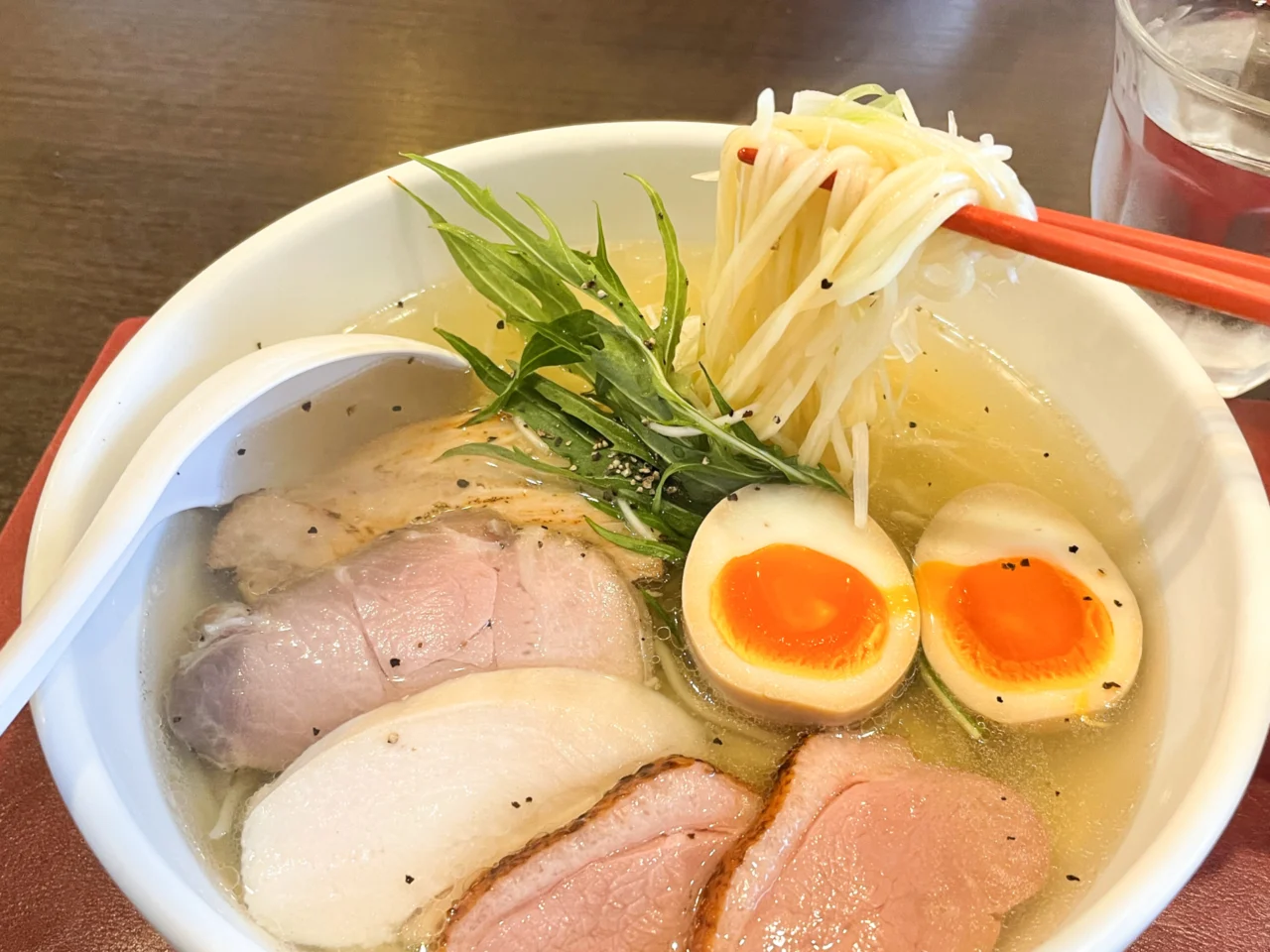 再訪したいラーメン屋｜ニャン福の特製 塩ラーメン 塩　1,200円