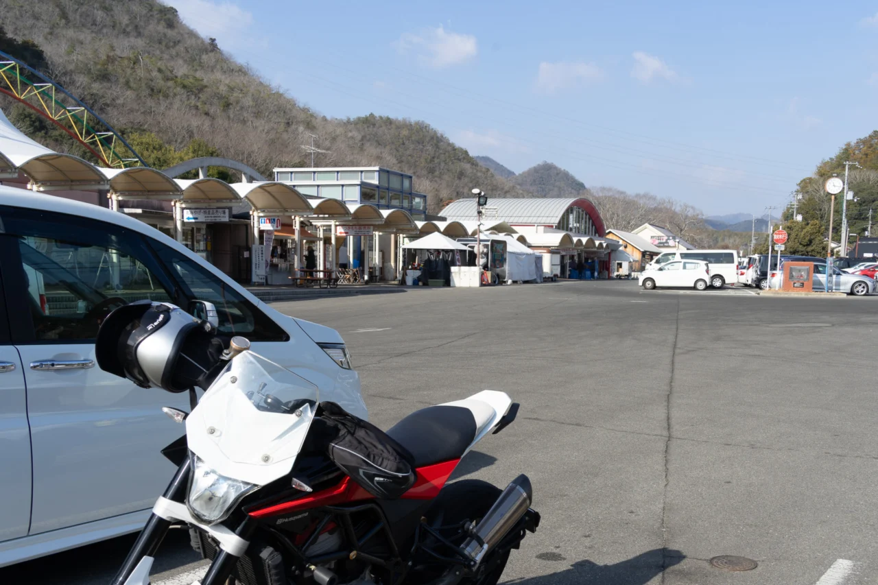 軽くウォームアップ|道の駅 いながわ