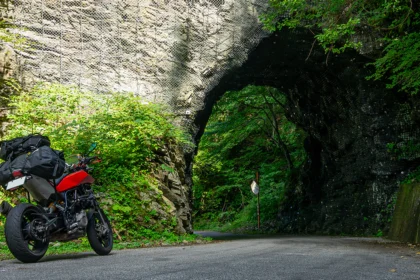 【徳島ツーリング×グルメ】穴場スポットと絶景ルートを巡る満喫プランを旅ライダーがお届け！