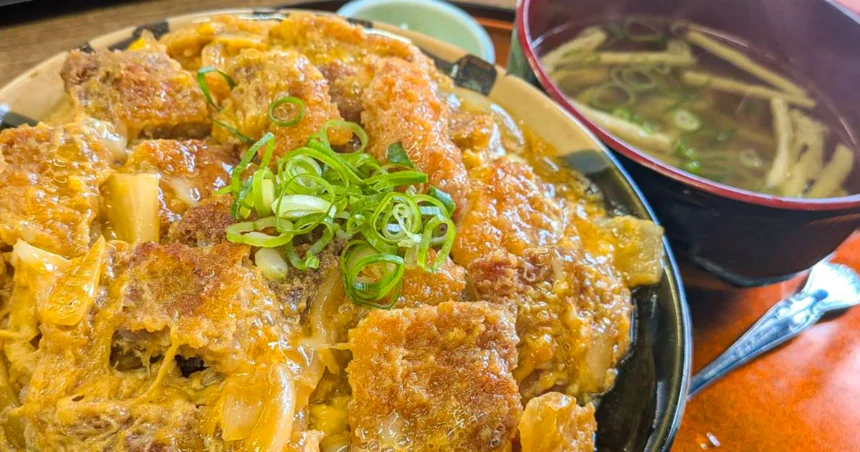 【関西】ツーリングで行くデカ盛り店9選!バイク乗り満腹グルメまとめ